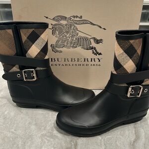 Burberry rain boots